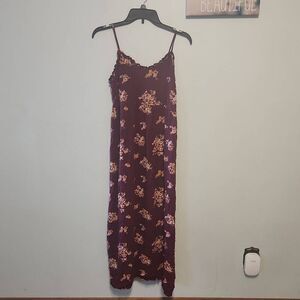 💚 Xhilaration Women's Dress size S Maroon Pink Floral